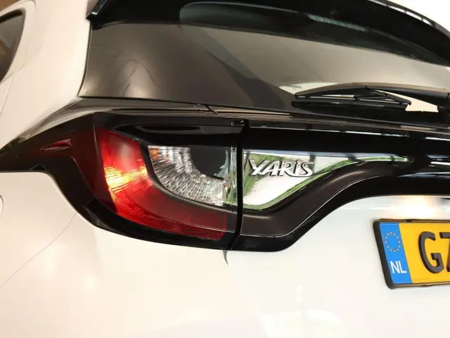 Toyota Yaris 1.5 Hybrid Active Plus 2021 Hybride Benzine 15