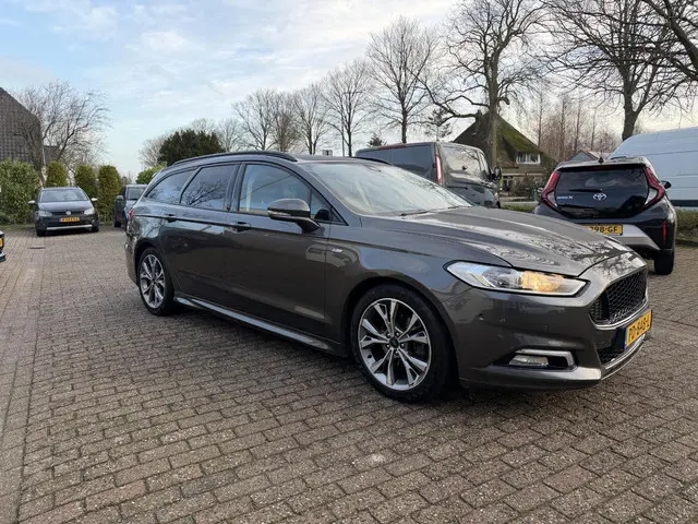Ford Mondeo Wagon 1.5 ST Line 2017 Benzine 8