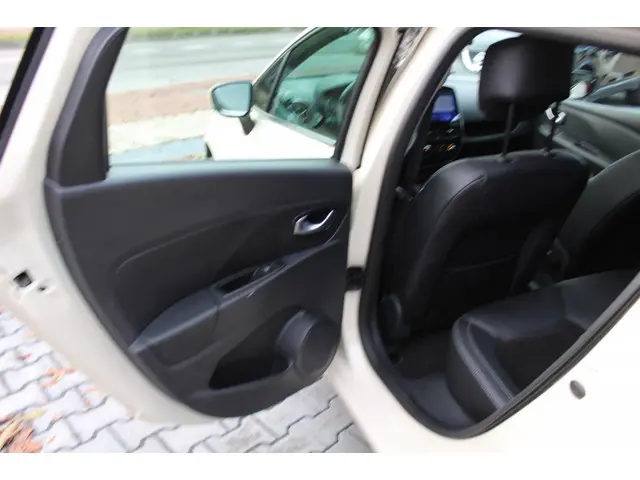 Renault Clio Estate 0.9 TCe Intens 2017 Benzine 20