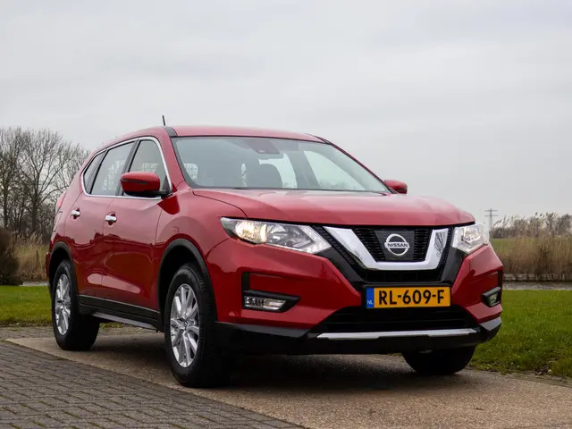 Nissan X-Trail 1.6 DIG-T Visia 2017 Benzine 14