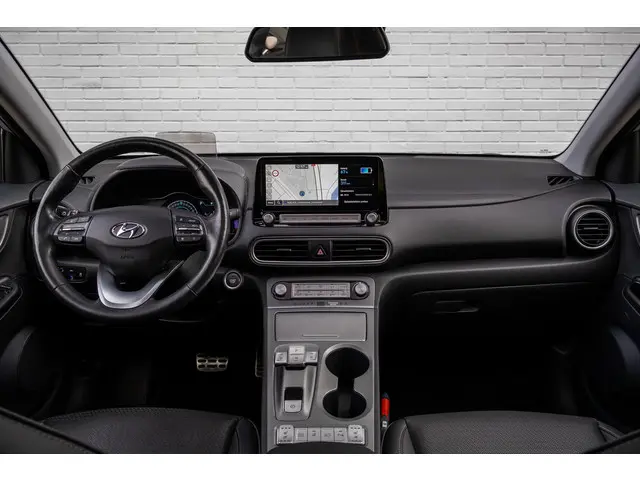 Hyundai Kona EV Premium 64 kWh 2020 Elektrisch 2