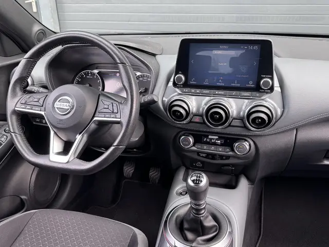 Nissan Juke 1.0 DIG-T N-CONNECTA 2020 Benzine 8