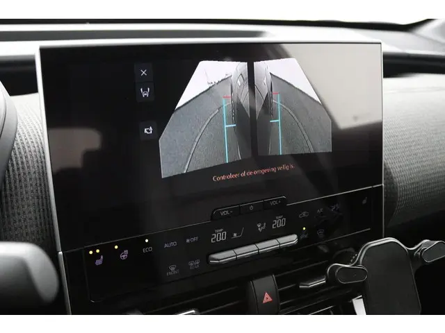 Toyota bZ4X Dynamic 71 kWh 2025 Elektrisch 55