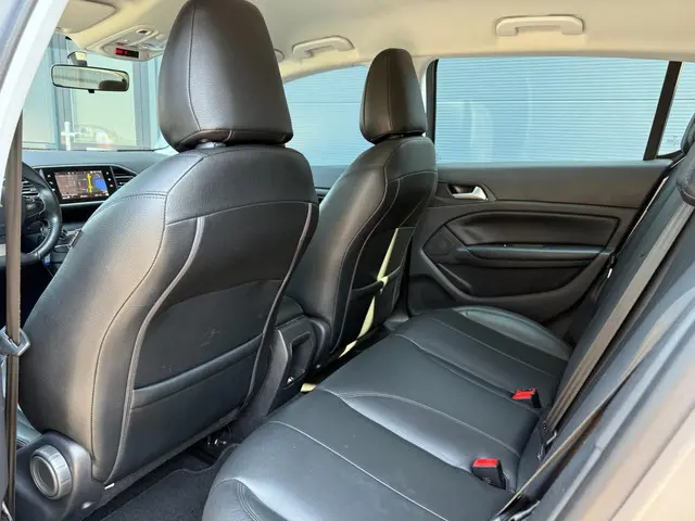 Peugeot 308 1.2 PureTech Blue Lease 2018 Benzine 12