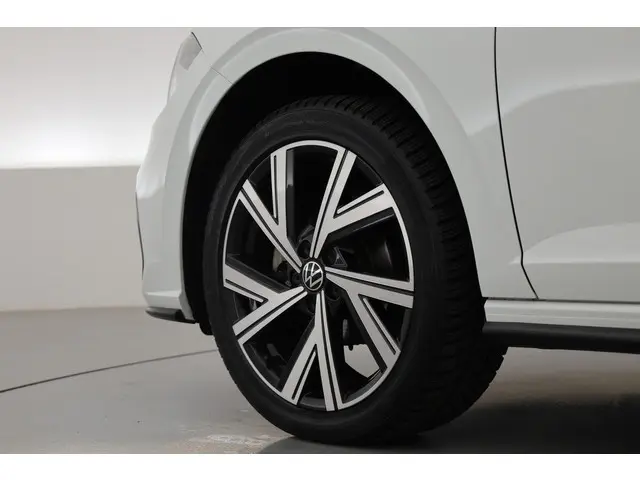 Volkswagen Polo 1.0 TSI R-Line DSG 2023 Benzine 33