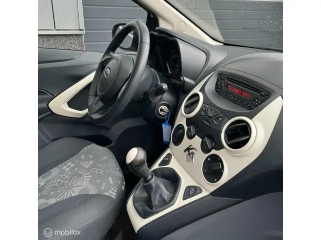 Ford Ka 1.2 Limited |STOELVERWARMING 2013 Benzine 14