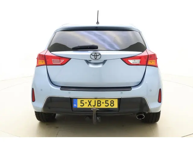 Toyota Auris 1.6 Dynamic 2014 Benzine 11