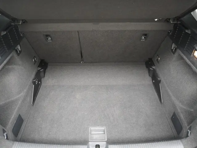 Audi Q2 35 TFSI 2020 Benzine 12