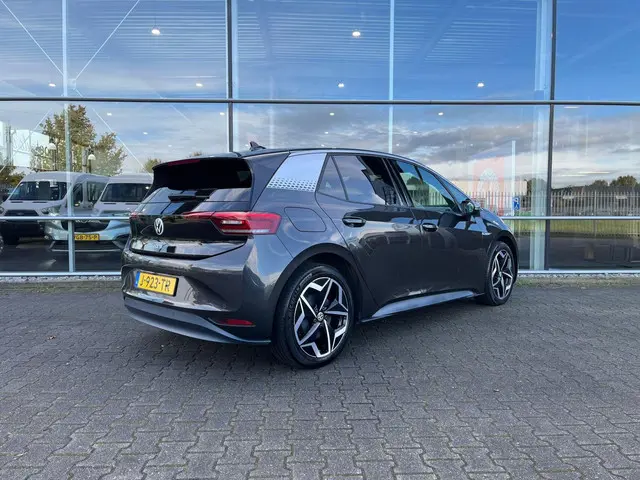 Volkswagen ID.3 First Plus 58 kWh 2020 Elektrisch
