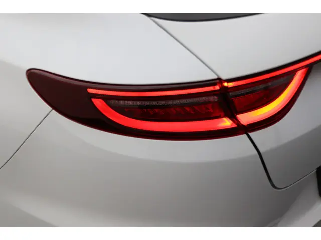 Kia ProCeed 1.6 T-GDI GT 2019 Benzine 29