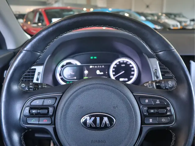 Kia Niro 1.6 GDi Hybrid SportsLine 2016 Hybride Benzine 12