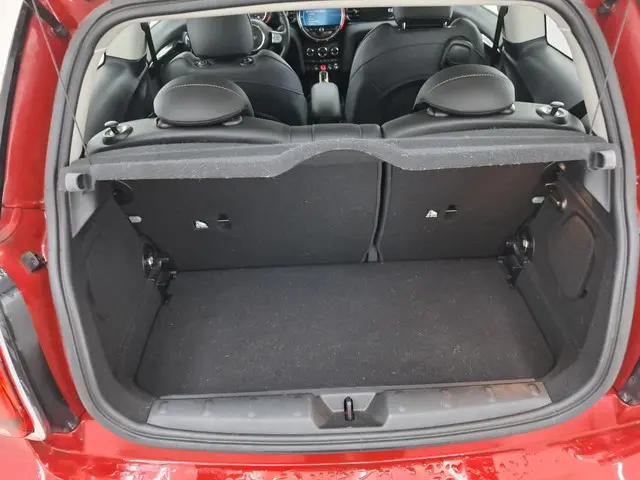 MINI Cooper Mini 1.5 Camden Edition 2023 Benzine 9