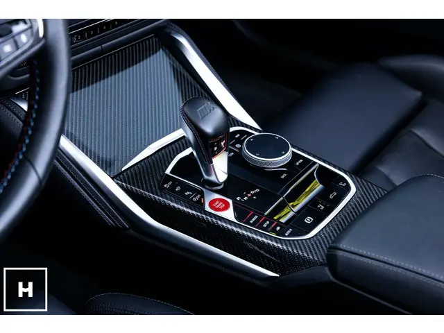 BMW M4 4-serie Cabrio xDrive Competition 2023 Benzine 32