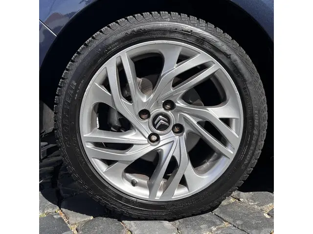 Citroën C4 1.2 PureTech Exclusive 2014 Benzine 7