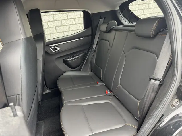 Dacia Spring Comfort Plus 27 kWh 2023 Elektrisch 8