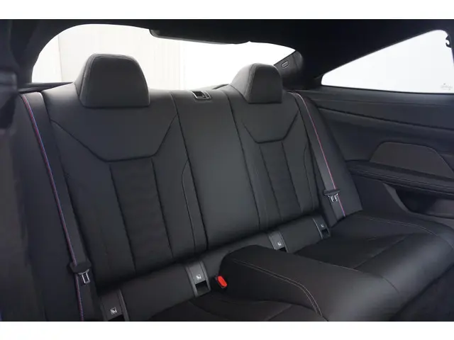 BMW M4 xDrive Competition Coupé 2023 Benzine 17