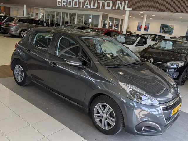Peugeot 208 1.2 PureTech Blue Lion 2016 Benzine