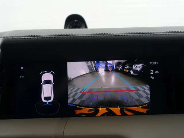 Porsche Taycan Cross Turismo 4S 84 kWh 2022 Elektrisch 13
