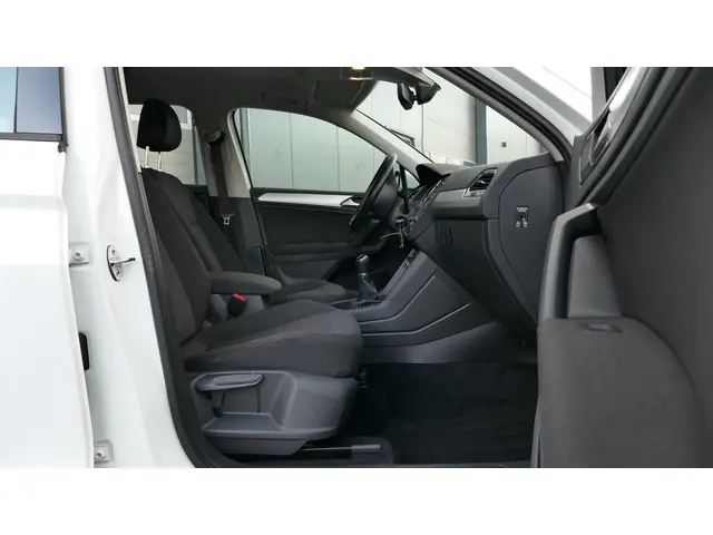 Volkswagen Tiguan 1.4 TSI Trendline 2016 Benzine 32