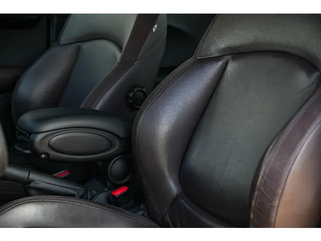 MINI Cooper Mini 1.5 D Chili 2014 Diesel 23