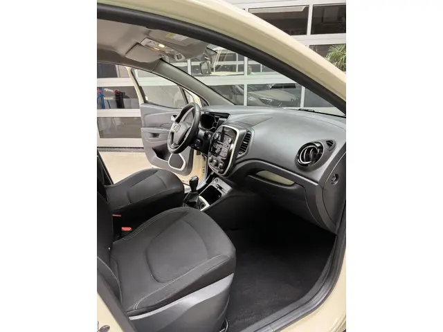 Renault Captur 0.9 TCe Intens 2019 Benzine 9