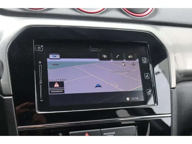 Suzuki Vitara 1.4 S, Automaat, Trekhaak. 2017 Benzine 15