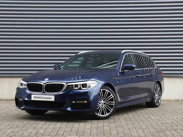 BMW 5 Serie Touring 520i 2017 Benzine 42