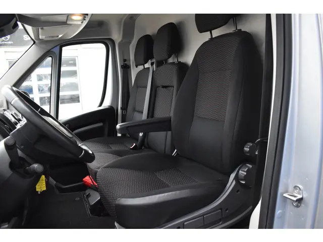 Citroën Jumper 30 2.2 BlueHDi 140 L2H1 Club 2021 Diesel 2