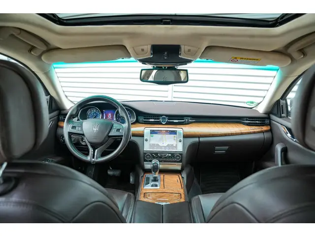 Maserati Quattroporte 2