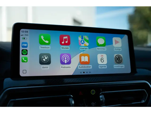 BMW X4 xDrive20i High Executive 2022 Benzine 17