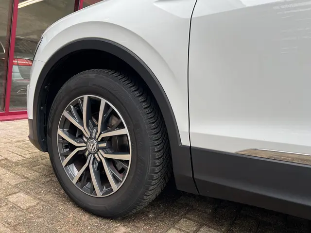 Volkswagen Tiguan 1.4 TSI ACT Highline 2016 Benzine 6