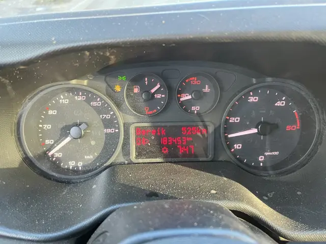 Iveco Daily 35C16V 2.3 352 H2 L 2017 Diesel 11