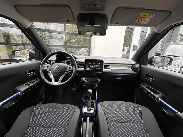 Suzuki Ignis 1.2 Smart Hybrid Style 2022 Benzine 18