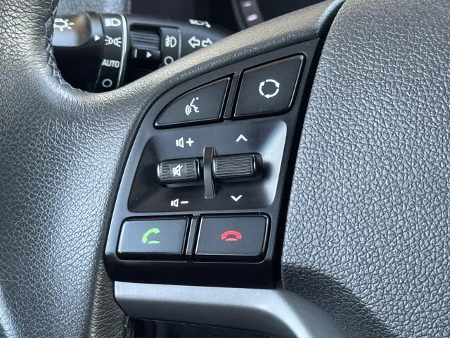 Hyundai Tucson 1.6 GDi i-Motion 2018 Benzine 31