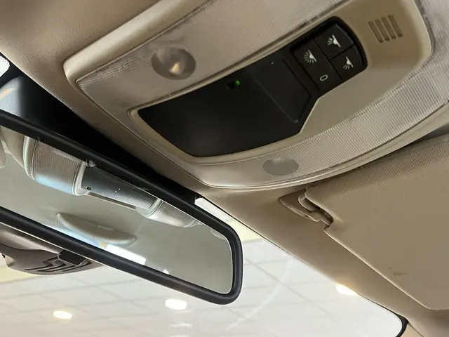 Volvo V60 T4 Kinetic Automaat 2013 Benzine 31