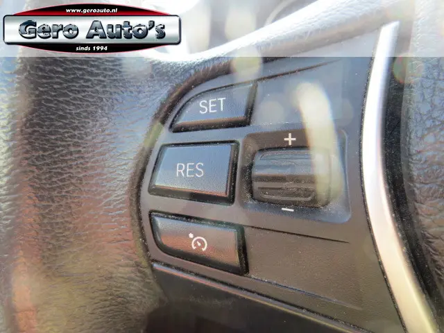 BMW 3 Serie 320i Executive automaat nl-auto 2012 Benzine 6
