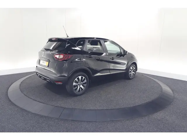 Renault Captur TCe 90 Limited 2017 Benzine 10