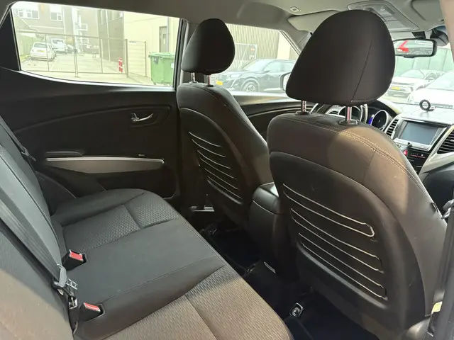 SsangYong Tivoli 1.6 Quartz 2016 Benzine 7