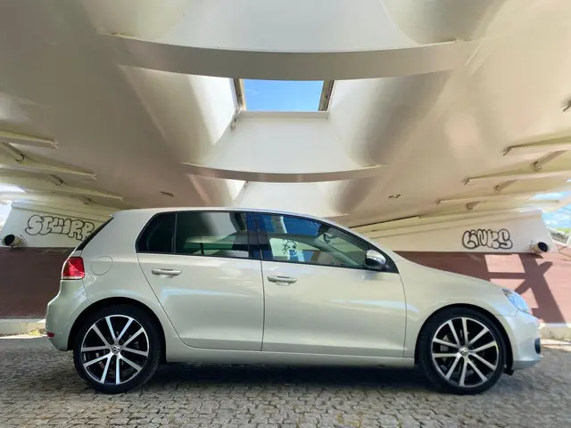 Volkswagen Golf 1.4 TSI Highline Automaat 2012 Benzine 19