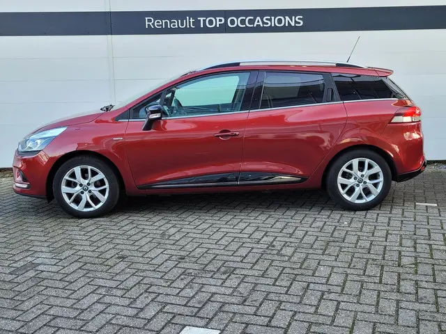 Renault Clio Estate 0.9 TCe Limited 2019 Benzine 15