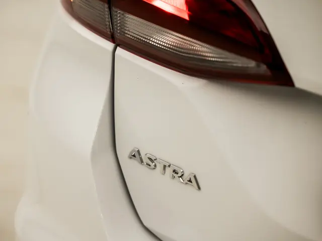 Opel Astra Sports Tourer 1.2 Design & Tech 2021 Benzine 30