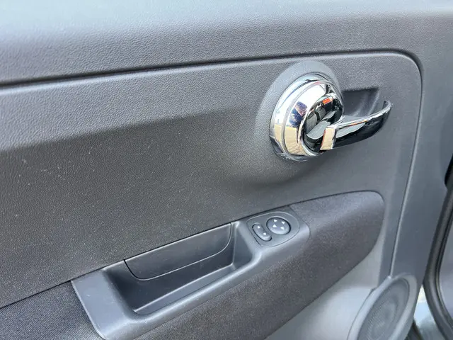 Fiat 500 0.9 TwinAir Turbo Lounge 2017 Benzine 12