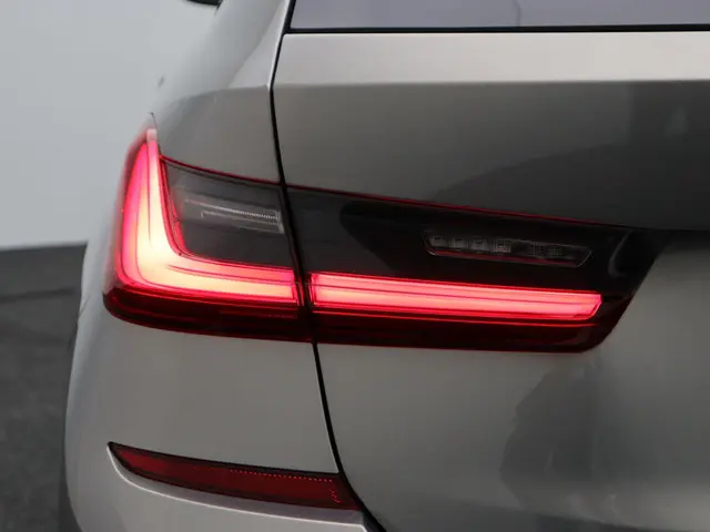 BMW 3 Serie Touring M340i xDrive 2021 Benzine 10