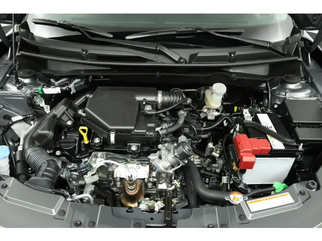 Suzuki Swift 1.2 Select Smart Hybrid 2025 Benzine 34