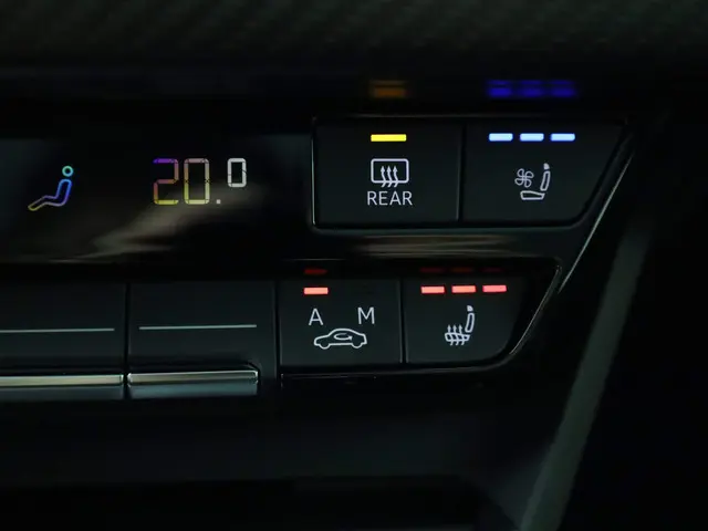 Audi e-tron GT 476 PK 2023 Elektrisch 15