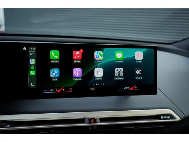 BMW iX xDrive40 Excellence 77 kWh 2022 Elektrisch 18