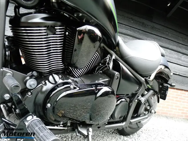 Kawasaki VN 900 Custom 2013 Benzine 18
