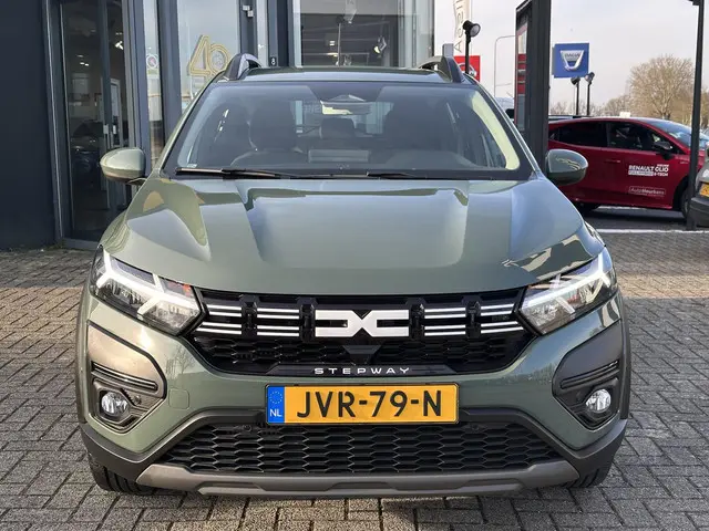 Dacia Sandero Stepway TCe 90 Journey 2025 Benzine 28