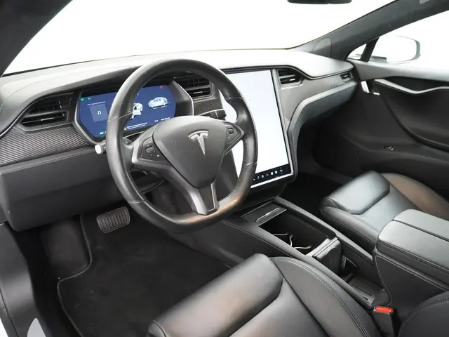 Tesla Model S Long Range RAVEN 2020 Elektrisch 17