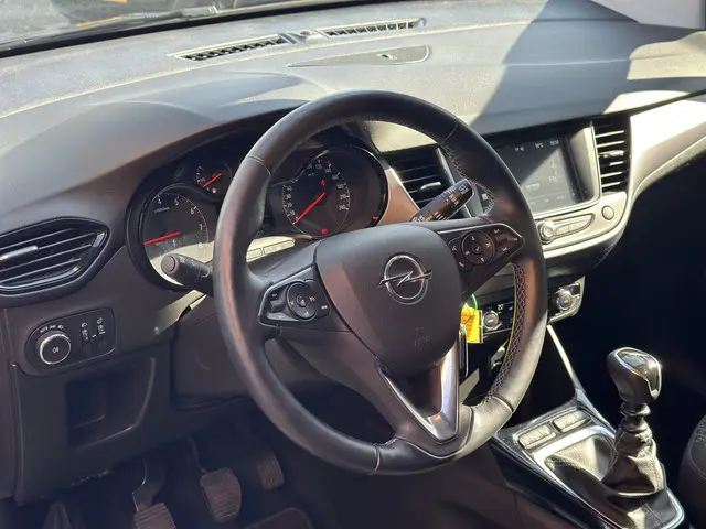 Opel Crossland X 1.2 Turbo Edition 2020 Benzine 16